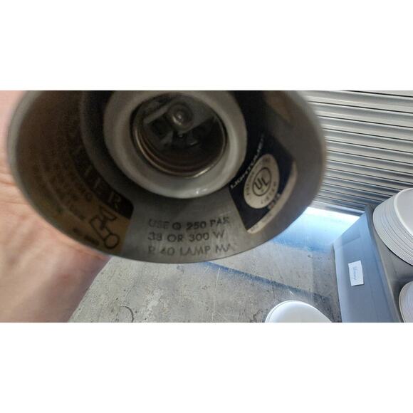 1970s Lightolier Track Light Heads Brushed Aluminum Cylinder White Trim - Picture 11 of 13